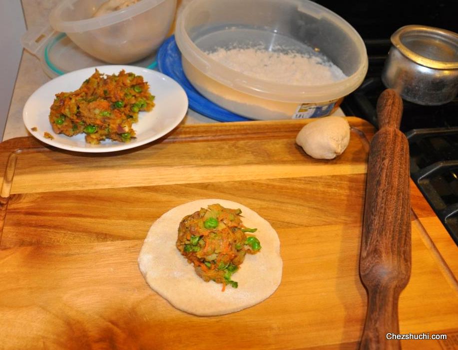 stuffed paratha making